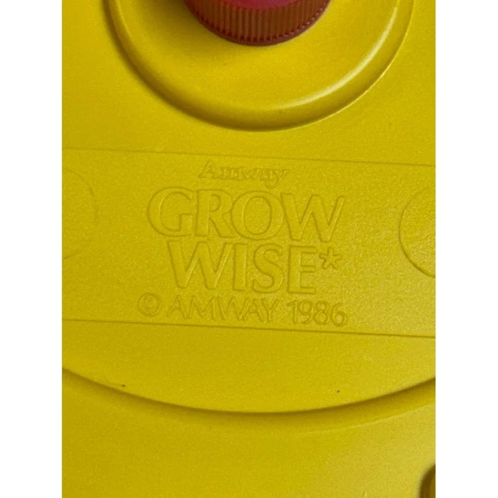 Vintage 1986 Amway Grow Wise Educational Clock Puzzle Learning Toy Yellow 10.5in